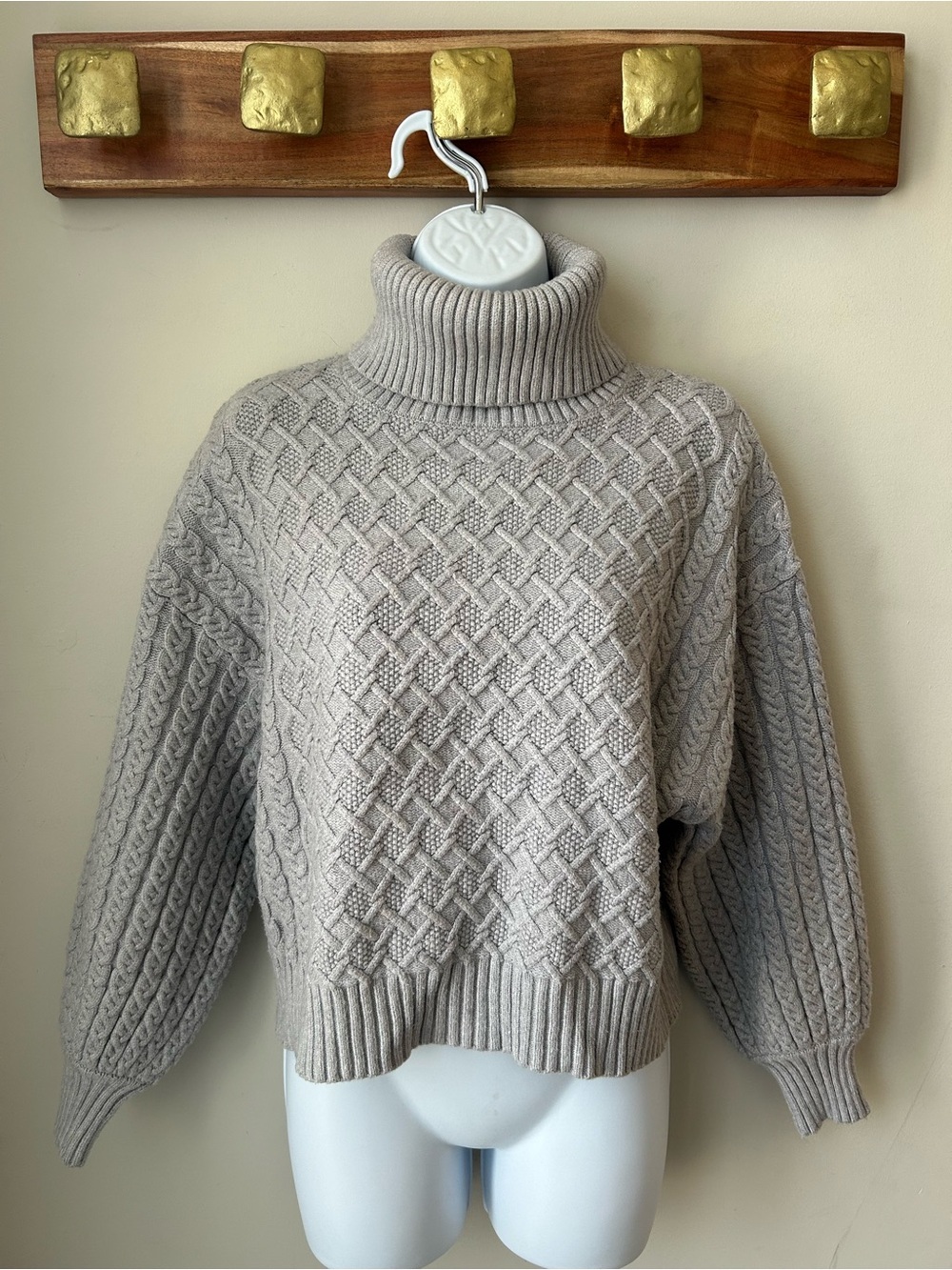 Truth by Republic Turtleneck Cabincore Light Academia Apres Ski Cabincore